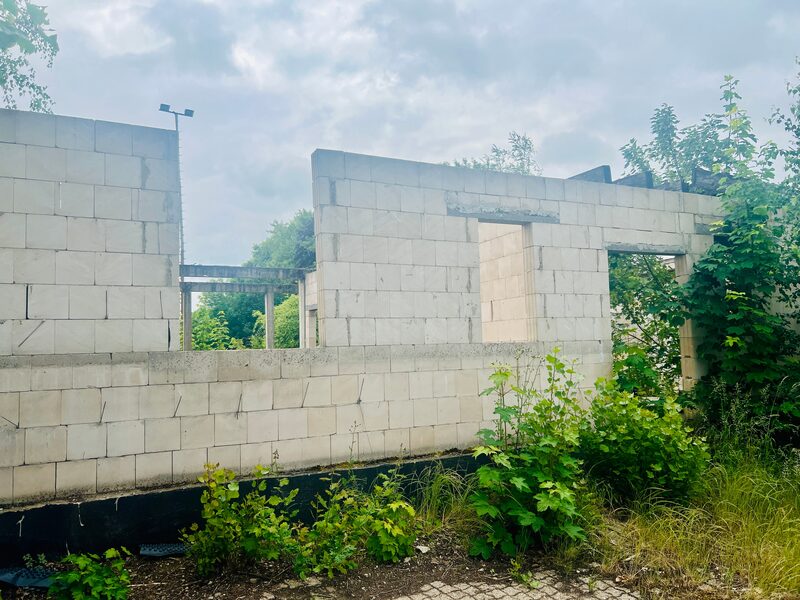 alte Bauruine (wird noch abgerissen)