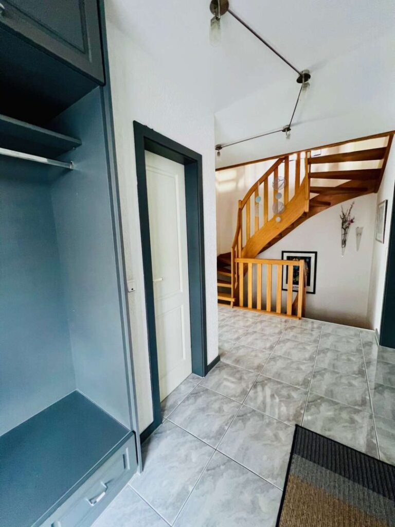 Diele mit Einbauschrank