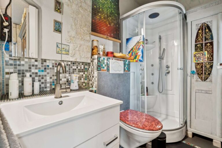 Bad ensuite mit Dusche