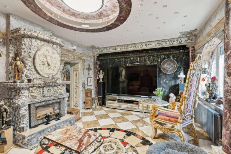 Wohnbereich mit Kamin