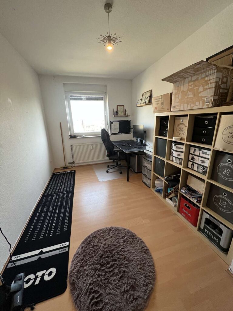 Schlaf-/Arbeitszimmer